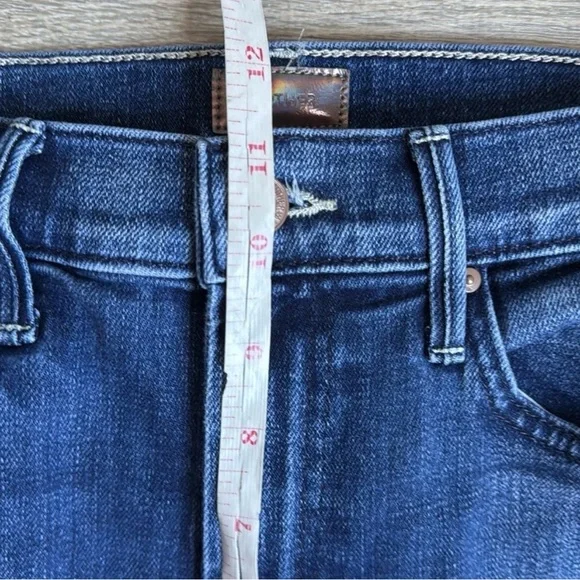 MOTHER High-Rise Straight Leg Jeans - Blue - High Waisted Rascal Sneak Fray - 27 - Picture 5 of 9